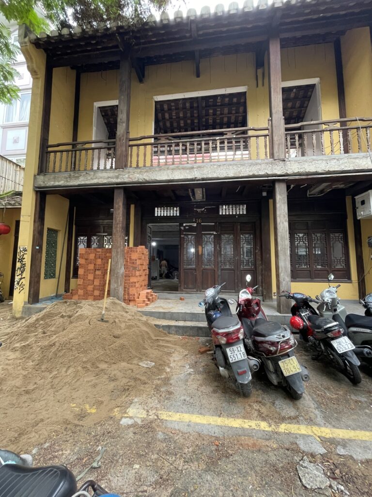 Nhà Hàng Trần Cao Vân Q.1