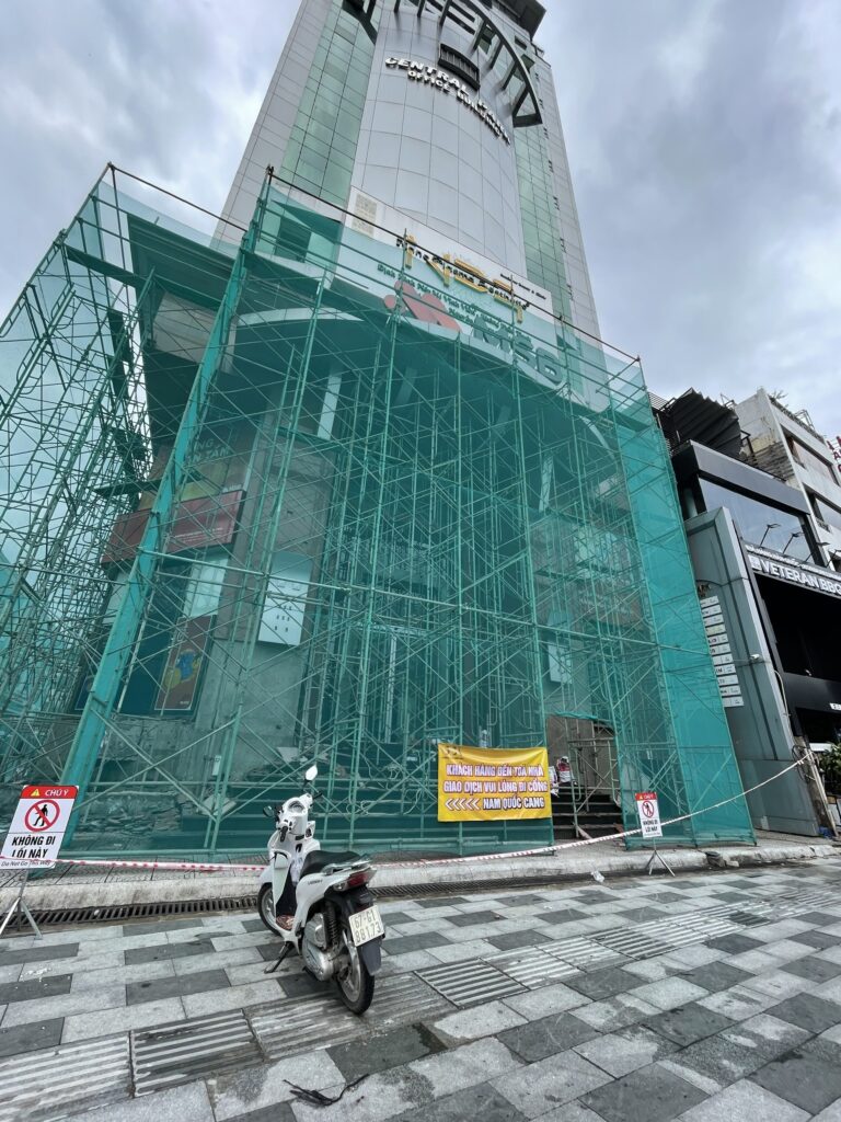 Tòa Nhà Văn Phòng 208 Nguyễn Trãi Q.1